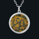 Svartögda Susan's Flowers, Blommigt, fotografi Silverpläterat Halsband<br><div class="desc">Ett silver-halsband med ett foto av Black eyed Susan som jag tog på semester på stränderna i Delaware.</div>