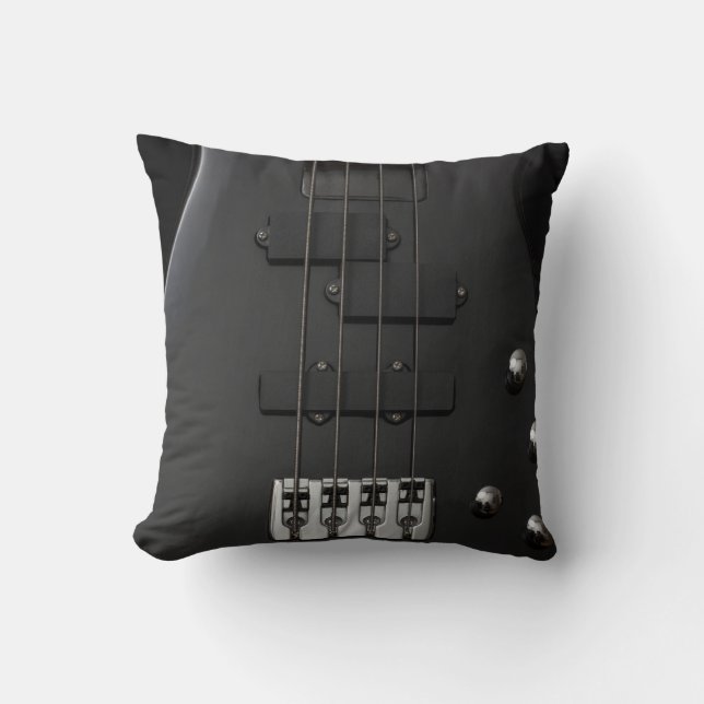Svartskydd på basinstrument kudde (Framsida)