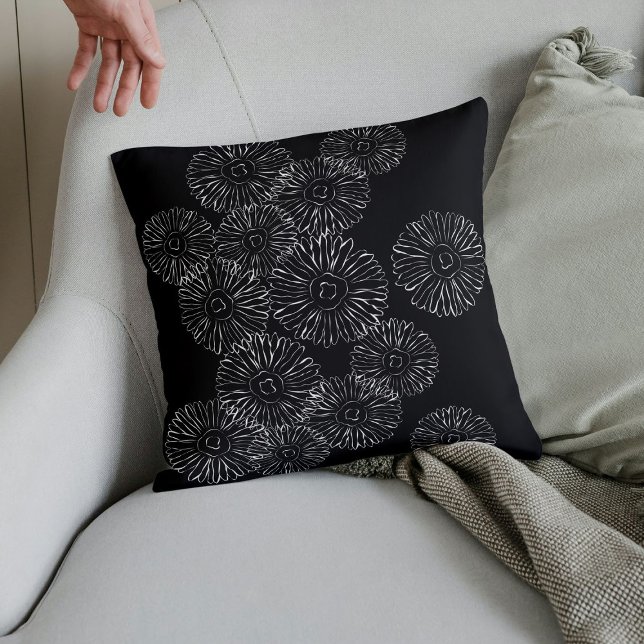 Svartvit abstrakt vår blommor kudde (Skapare uppladdad)