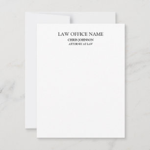 Svartvit advokat vid Law Business Profile OSA Kort