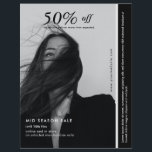 Svartvit affärsFlyer<br><div class="desc">Modern,  minimalistisk svart och vit flayer. Markera Redigera med Design Verktyg om du vill anpassa designen ytterligare. *rekommenderas att du redigerar med datorn</div>