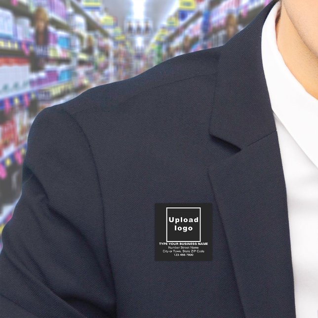 Svartvit affärskorgen Namn bricka Namnbricka (Build brand name awareness. Your business brand on black square name tag.)