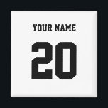 Svartvit Anpassningsbar nummer och Namn Magnet<br><div class="desc">Detta är en produkt som är designad med ett specifikt nummer på den. Numret kan representera olika sak, t.ex. ett favoritnummer för idrottsmannen, ett speciellt datum eller år, ett turnummer eller ett födelsedagsnummer. Den här produkten är ofta populär bland sportfantaster, fitnessentusiaster och alla som vill visa ett visst nummer på...</div>