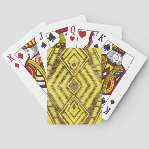 svartvit bild av konsthuggrafik i guld casinokort