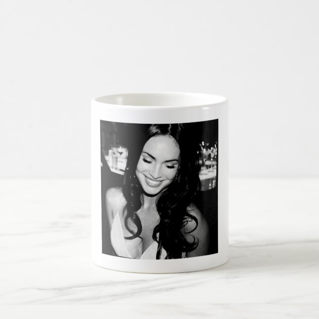 Svartvit bild av Megan Fox Kaffemugg (Center)