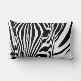 Svartvit bild av Zebra porträtt Lumbarkudde