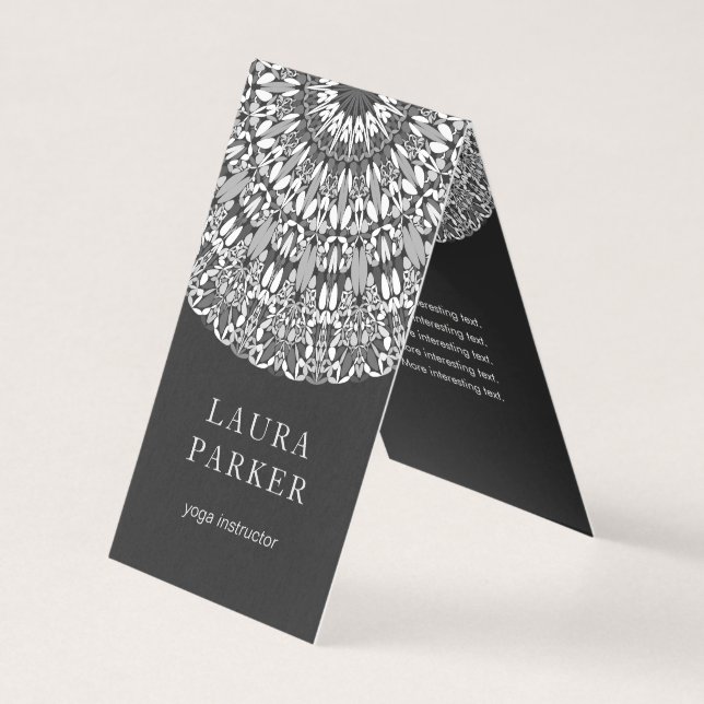 Svartvit blom- Mandala Visitkort (Framsida)