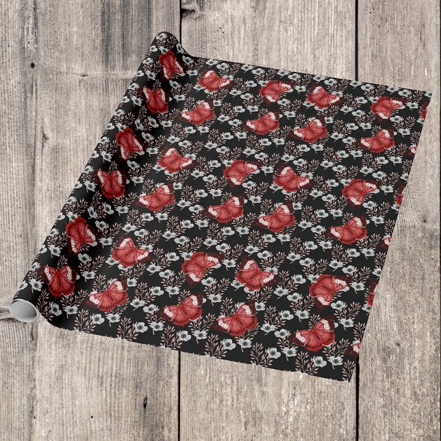 Svartvit blomma med rött fjäll presentpapper (Skapare uppladdad)