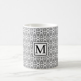 Svartvit blomma Mönster Monogram Mugg