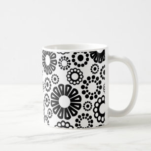 Svartvit blommigt Mugg