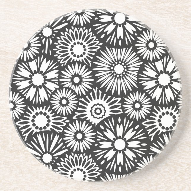 Svartvit blommigt underlägg (Framsidan)
