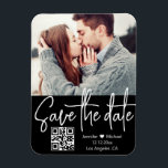 Svartvit bröllop-foto med qr-kod spara datumet magnet<br><div class="desc">QR-kod modern vit handskrift,  svart bakgrundsbild bröllop,  Spara datum magneter,  anpassningsbar. Du kan ändra bakgrundsbilden färg och teckensnittet färg och stil.</div>
