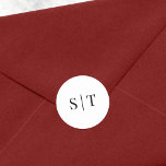 Svartvit Bröllop Monogram Runt Klistermärke<br><div class="desc">Detta monogram bröllop-dekal utmärker initialerna på paret bröllop i svart mot en vit bakgrund färg. Anpassa den genom att ersätta platshållartexten. Om du vill ha fler alternativ, t.ex. att ändra teckensnitt, är det storlekt och mellanrummet mellan brev klickar du på knappen "Anpassa". *Observera att Zazzle Watermark som visas i zoomförhandsvisningen...</div>