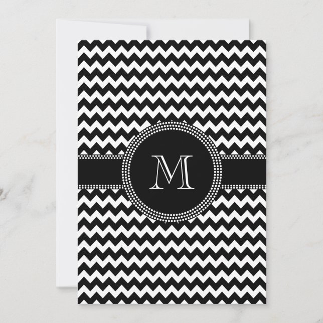 Svartvit Chevron ZigZag Mönster Monogram Inbjudningar (Framsida)
