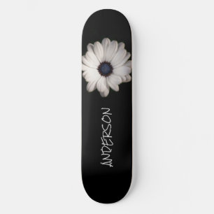 Svartvit Daisy av Skateboard