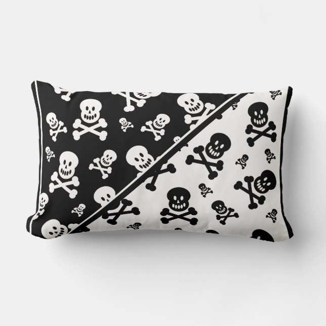 Svartvit Döskallar Patterned Pillow Lumbarkudde (Framsida)