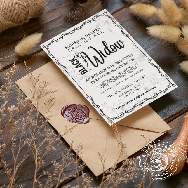 Svartvit duw bewitched och bewilderade Black & Whi Inbjudningar (Black Widow Bewitched and Bewildered Black & White Invitation cover from The Beekeeper Store)