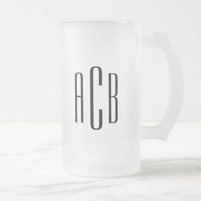 Svartvit, enkelt tre Brev Bröllop Monogram Frostat Ölglas (Höger)