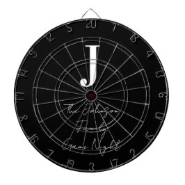 Svartvit familjespel i Monogram Namn, natt Darttavla