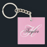 Svartvit Finare Monogram-Rosa<br><div class="desc">Anpassa det moderna handskrivna stil-skriptet för att skapa din egen gigantiska gåva till henne. Lägg till en monogramsstart och namn för att skapa en första namn-initialkombination med finare klassisk stil-kalligrafi. Du kan anpassa färgen rosa,  svartvitt i den här designen.</div>