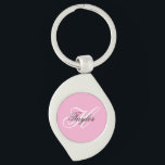 Svartvit Finare Monogram-Rosa Swirl Silverfärgad Nyckelring<br><div class="desc">Anpassa det moderna handskrivna stil-skriptet för att skapa din egen gigantiska gåva till henne. Lägg till en monogramsstart och namn för att skapa en första namn-initialkombination med finare klassisk stil-kalligrafi. Du kan anpassa färgen rosa,  svartvitt i den här designen.</div>