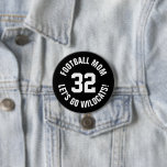 Svartvit fotbollsnummer Mamma Jersey Number Knapp<br><div class="desc">Skål på ditt favoritlag, fotbollsspelare eller visa upp ditt pride med en anpassningsbar personlig-spritknapp! Lägg till din skola namn eller anpassa dig med spelarens namn och jersey-nummer. Perfekt för fotboll, basket, baseboll och fotbollsspel! Skapa anpassningsbar stift för hela teamet, cheerleadership, föräldrar och syskon till bära på speldagen. Klicka på Anpassa...</div>