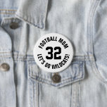Svartvit fotbollsnummer Mamma Jersey Number Knapp<br><div class="desc">Skål på ditt favoritlag, fotbollsspelare eller visa upp ditt pride med en anpassningsbar personlig-spritknapp! Lägg till din skola namn eller anpassa dig med spelarens namn och jersey-nummer. Perfekt för fotboll, basket, baseboll och fotbollsspel! Skapa anpassningsbar stift för hela teamet, cheerleadership, föräldrar och syskon till bära på speldagen. Klicka på Anpassa...</div>