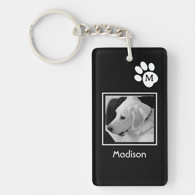 Svartvit foto av Cute Hund och Tass Initial (Framsidan)