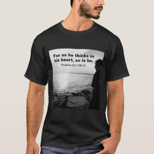 Svartvit foto av Sea and Man Bible Verse T Shirt
