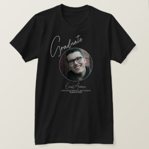 Svartvit fotoutfoto Studenten Manar Student T Shirt