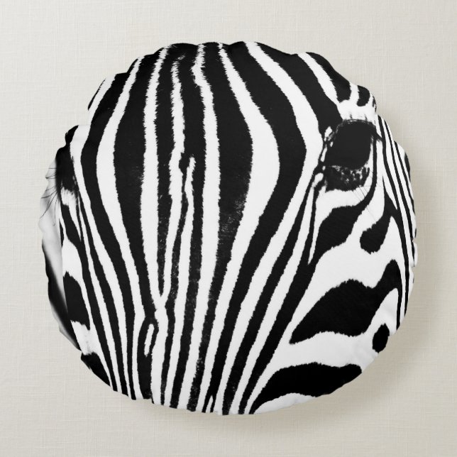 Svartvit från Zebra porträtt Rund Kudde (Framsidan)