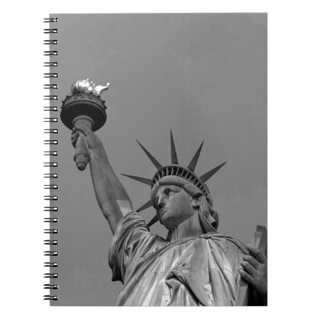 Svartvit Frihetsgudinnan New York Anteckningsbok (Framsidan)