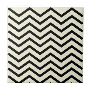 Svartvit geometrisk Chevron Zig Zag Mönster Kakelplatta