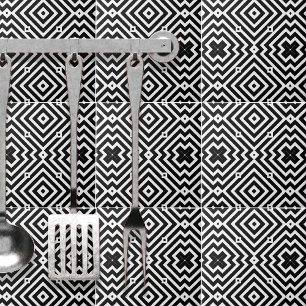 Svartvit geometrisk Mönster i Op Art Stil Kakelplatta