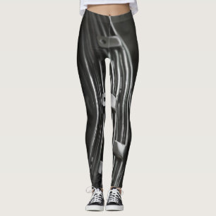 Svartvit grått metallindustri leggings