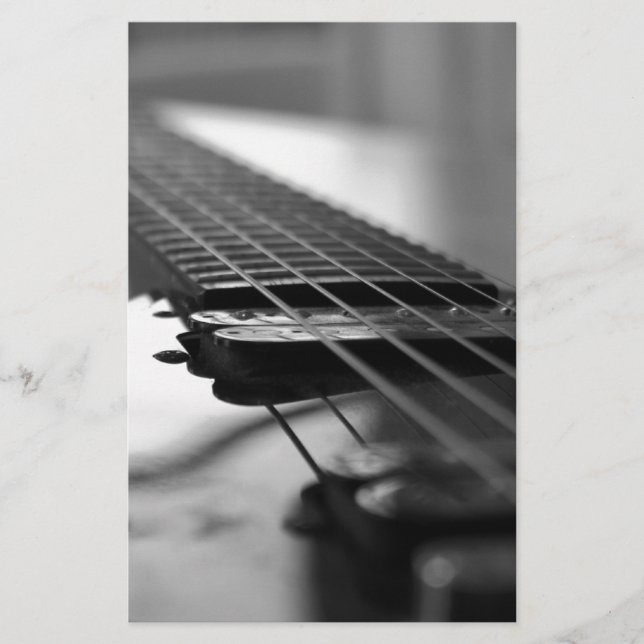 Svartvit Guitar (Framsida)