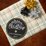 Svartvit Guld God jul Runt Klistermärke<br><div class="desc">Gör julhelgen extra speciell med våra svarta vita God jul-klistermärken i Guld. Vare sig du förskönar dina hemmade gåvor eller spruckar upp helgdagskorten är dessa klistermärken den perfekt som avslutar beröring. Den sofistikerade paletten färg med svart,  vitt och guld tillför lite lyx till dina julfestligheter.</div>
