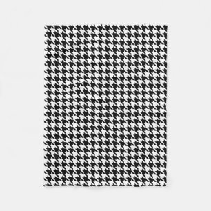 Svartvit houndstooth fleecefilt
