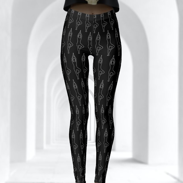 Svartvit kritkontur Yoga Pose Mönster Leggings (A fun yoga pose pattern (the tree pose) on these black and white leggings. Namaste)