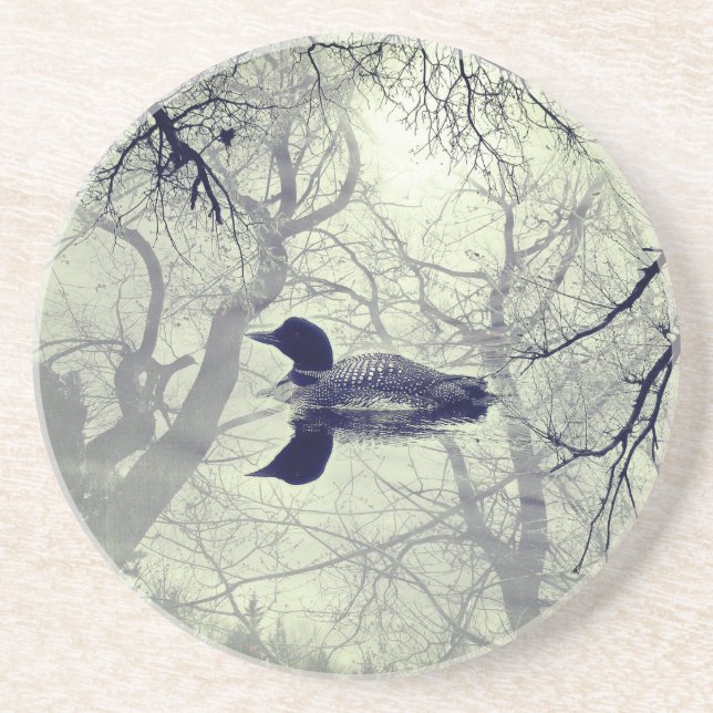 Svartvit loon på en sandsten sjö underlägg (Framsidan)