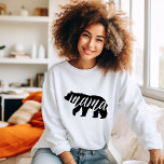 Svartvit Mamma Bear T Shirt<br><div class="desc">Anpassningsbar tryckt kläder med trendig Mamma Björgrafik. Besök vår butik för att få matchande utformning av Baby Bear. Använda designen verktyg för att anpassa designen med ditt eget färg, text och bilder. Välj bland ett brett urval av t-shirts för kvinnor och barn, kroppsdräkter i baby eller tröjor i stilar och...</div>