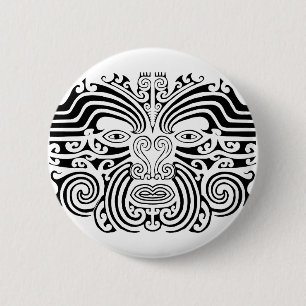 Svartvit Maori tatuering - Knapp