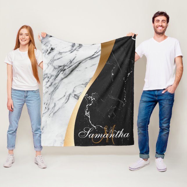 Svartvit marble fleecefilt (På plats)