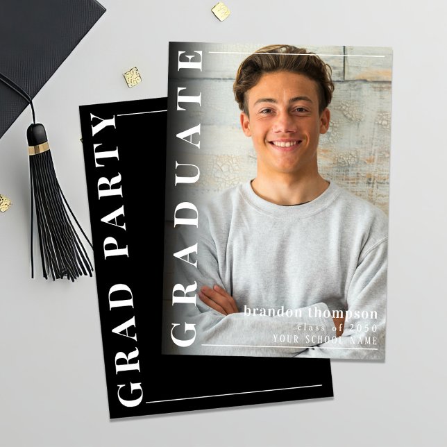 Svartvit Modern Photo Studenten Meddelande (Modern photo graduation card)