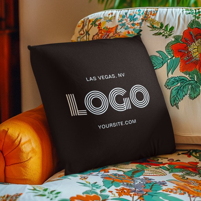 Svartvit modern rektangulär Logotyp Kudde (Black and White Modern Rectangular Logo Throw Pillow add Your Personalized Text Website)