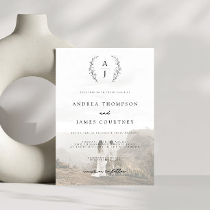 Svartvit monogram Vapensköld-fotoöverlägg Bröllop Inbjudningar