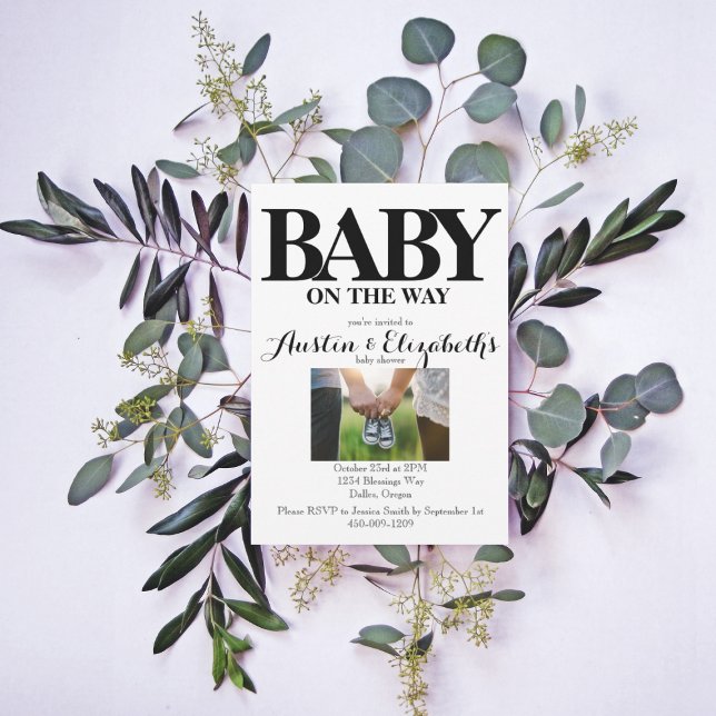 Svartvit Neutralt Enkel modern babyskiss Inbjudningar (Skapare uppladdad)