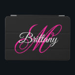 Svartvit och Finare-skript, Monogram iPad Mini Skydd<br><div class="desc">Ett gigantiskt personlig monogram med finare kalligrafi-skript som paras i shock rosa och vitt mot en solid färg-svart bakgrund. Skapa din egen söt tillbaka till skolan för sin elektronik. Anpassa teckensnittet stil eller färg för att matcha dotterns favoritskugga av rosa. Den blomning i finare som är en del av monogrammet...</div>