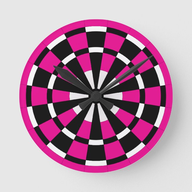 Svartvit och Rosa Dartboard Rund Klocka (Framsida)