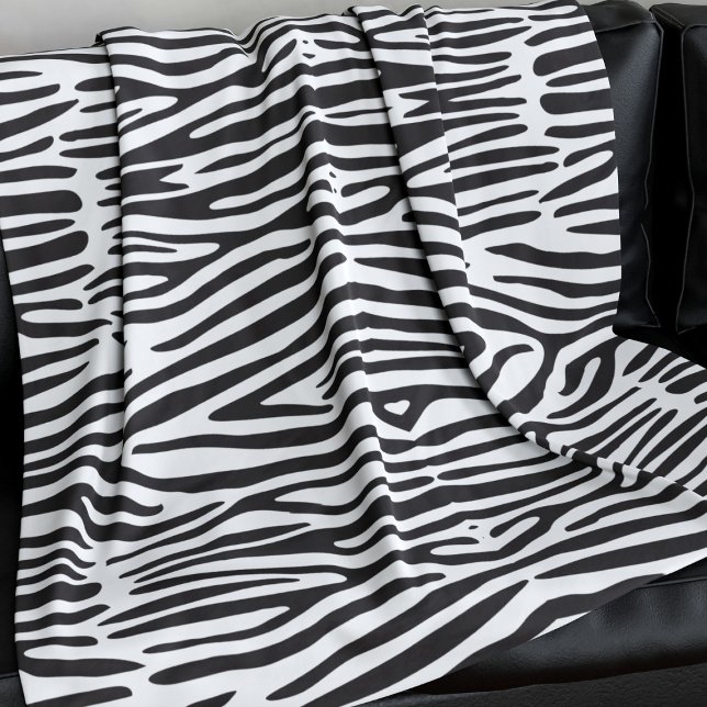 Svartvit och vit fiskeflotta från zebra tryck Möns Fleecefilt (A fun zebra print blanket perfect for you.)